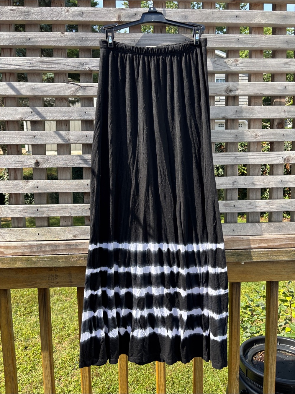 Tryst Black and White Tie-Dye Maxi Skirt